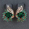 Pendientes de racimo de hojas esmeralda