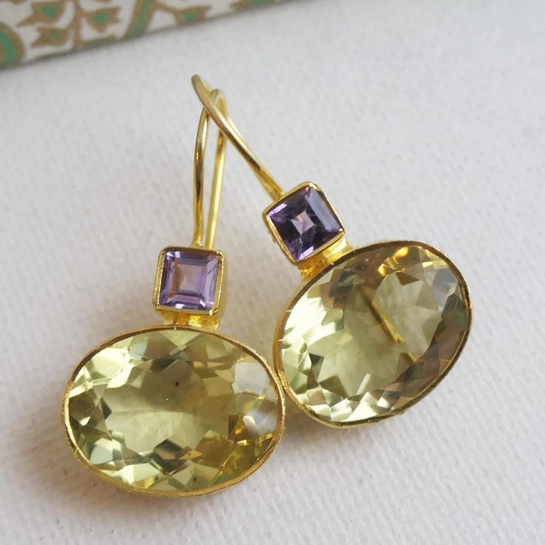 Pendientes vintage de cristal verde y dorado – imagen 2