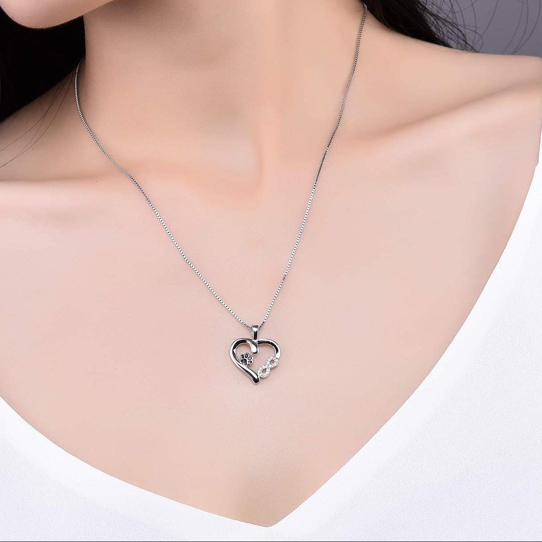 Collar con dije de huella y corazón infinito – imagen 3