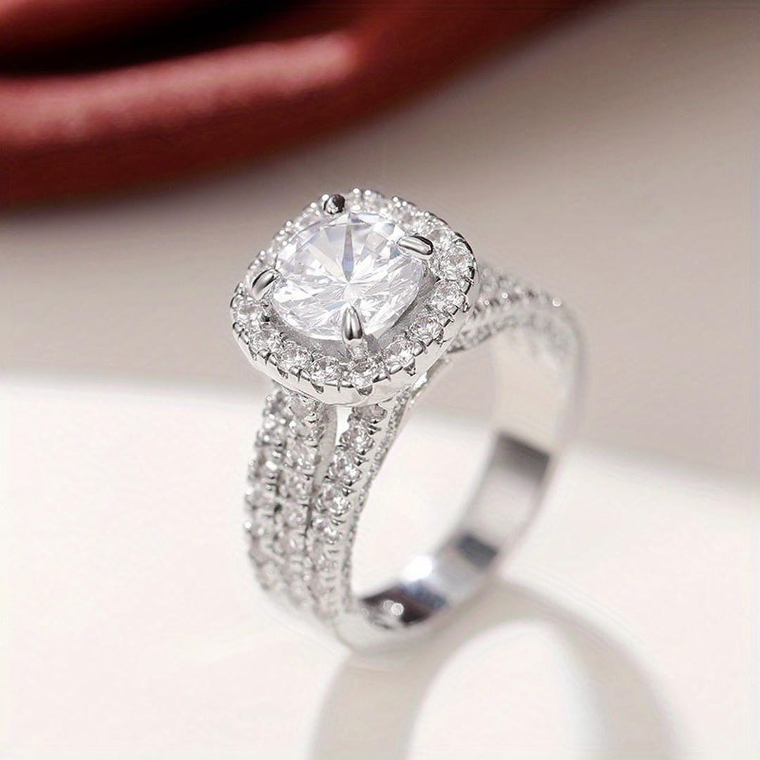 Anillo statement con halo pavé de talla cojín – imagen 2