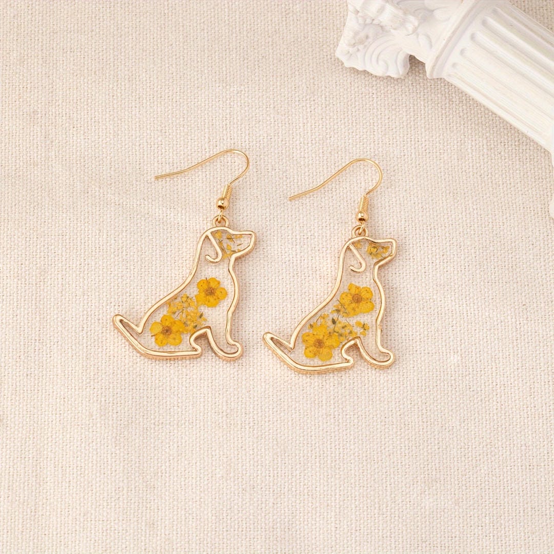 Pendientes colgantes Amistad Floral con silueta de flor — Carmen, Lucía & Rocío