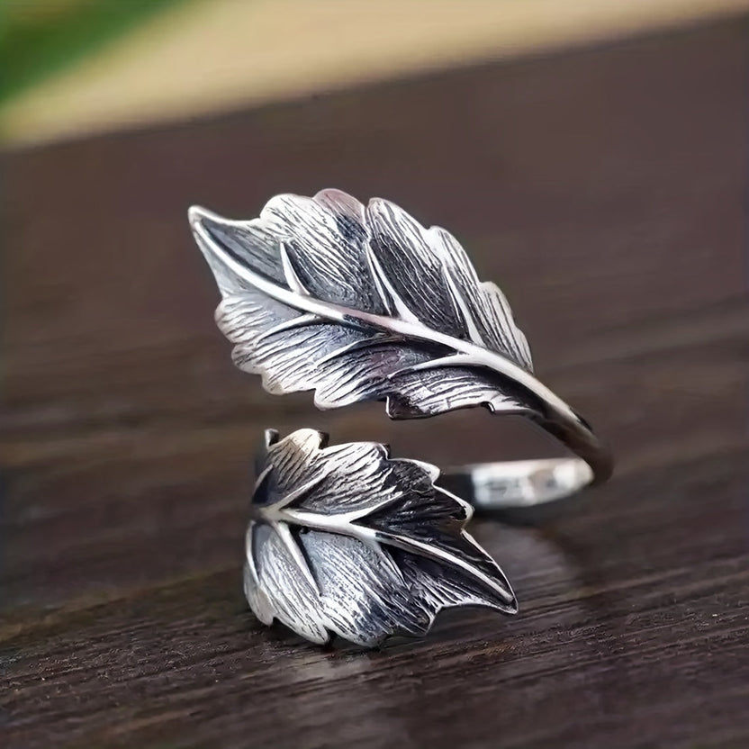 Anillo vintage con diseño de hoja