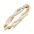 Anillo entrelazado con cristales pavé