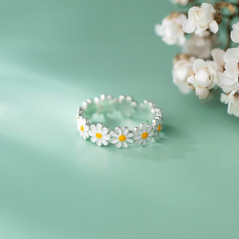 Anillo corona de margaritas llamativo – imagen 2