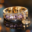 Anillo de diseño llamativo de lavanda con halo — Carmen, Lucía & Rocío
