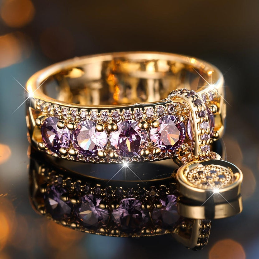 Anillo statement de lavanda con halo