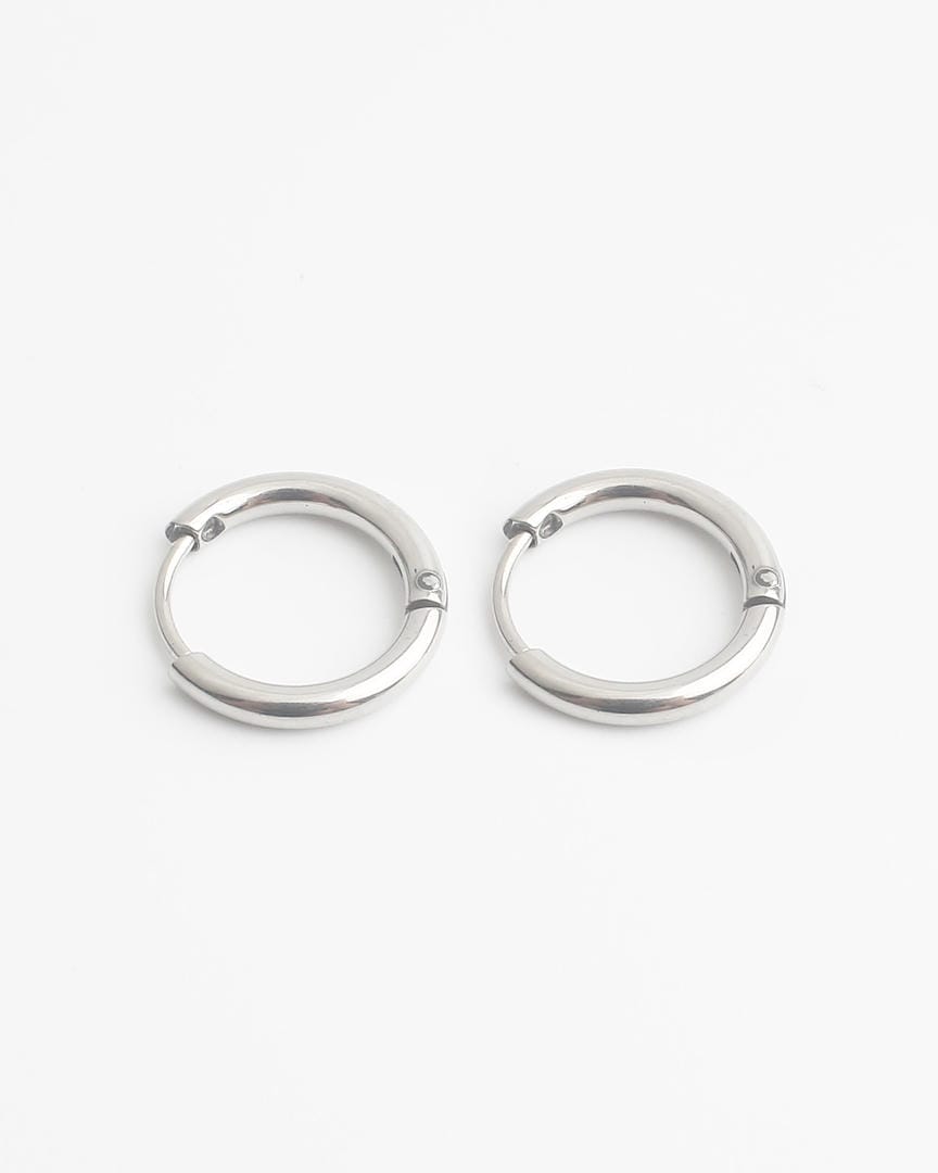 Pendientes aro huggie minimalistas – imagen 3