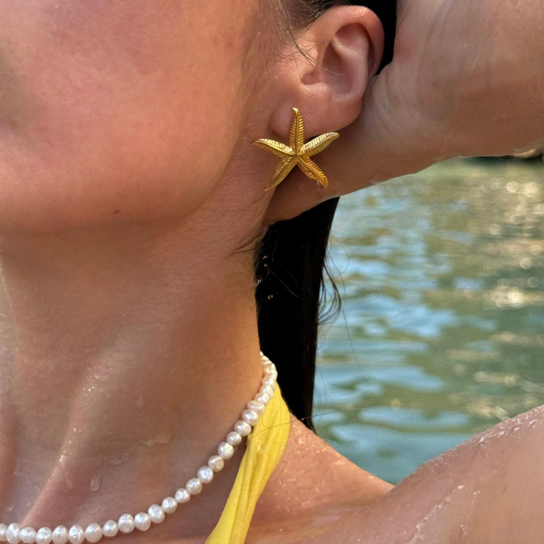 Pendientes elegantes de estrella de mar dorados – imagen 2
