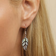Pendientes minimalistas bohemios con incrustaciones de hoja – imagen 2