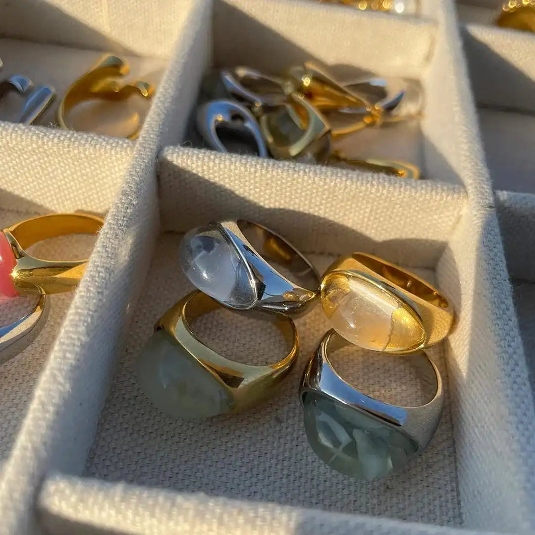 Anillos de cúpula gruesos con media piedra semipreciosa – imagen 2