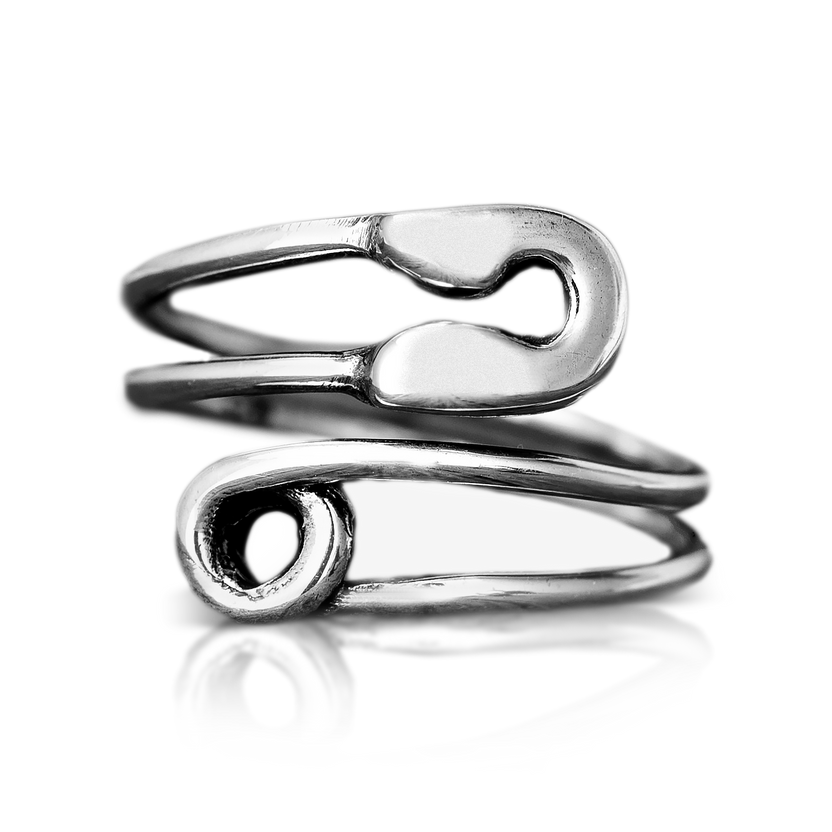 Anillo de plata con imperdible