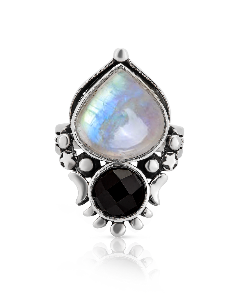 Anillo celestial de piedra lunar y ónice