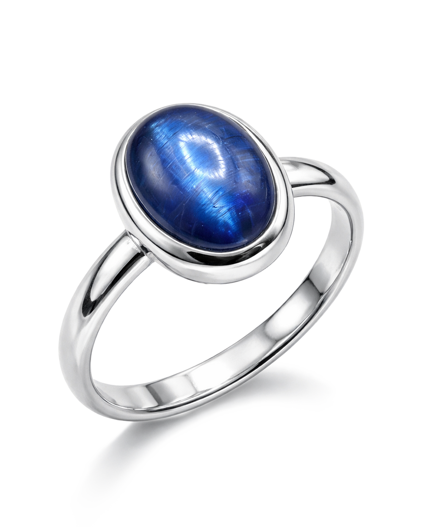 Anillo ovalado de plata con cianita