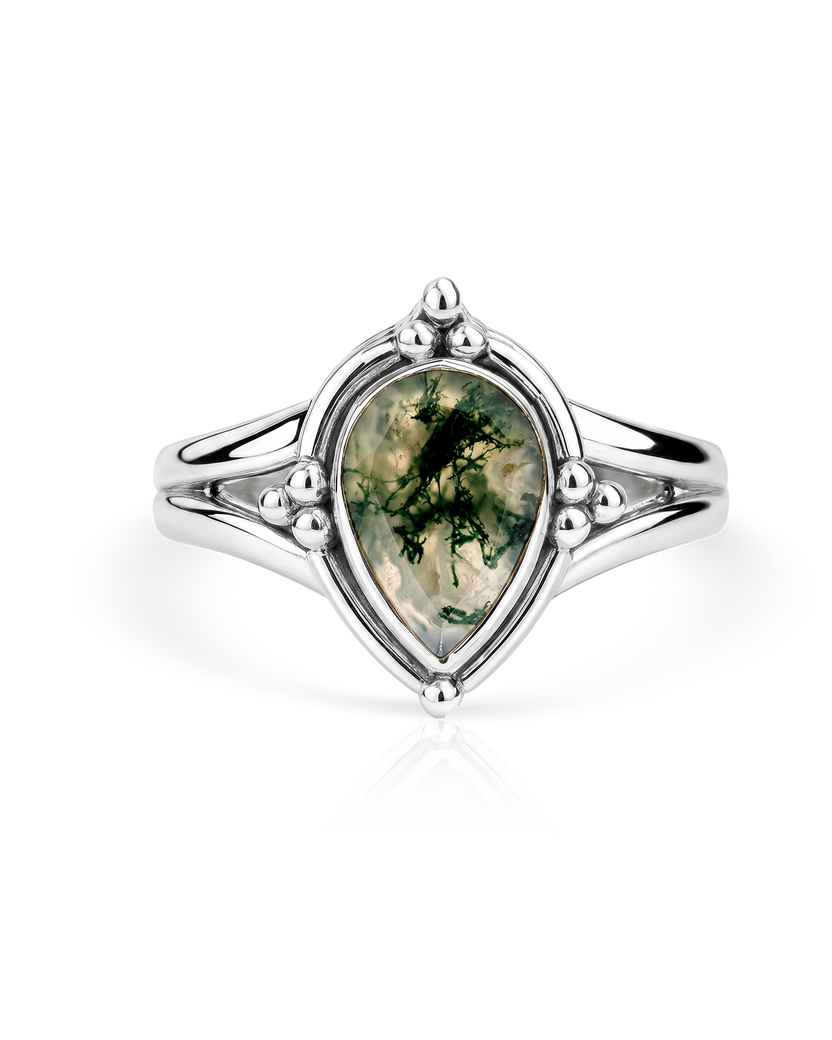 Anillo de ágata musgo en forma de lágrima