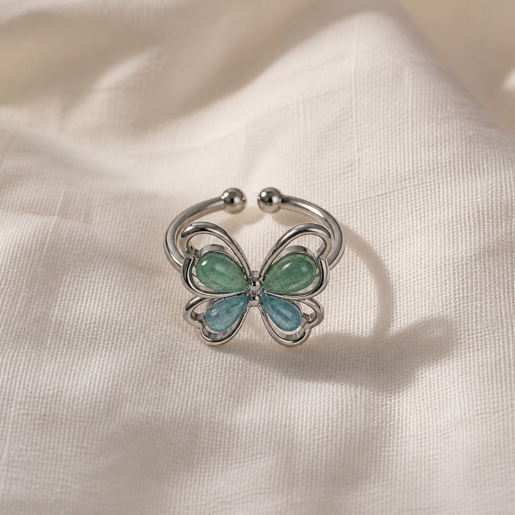 Anillo ajustable de mariposa en plata – imagen 2