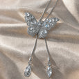 Collar colgante ajustable de mariposa con cristales – imagen 2