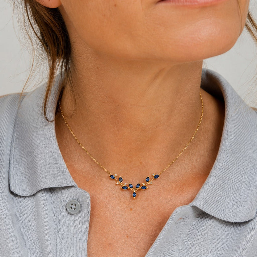Collar colgante de zafiro azul
