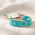 Pulsera geométrica artesanal de cuentas – imagen 3