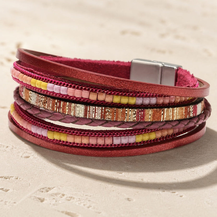 Pulsera bohemia multicapa de cuero con cuentas