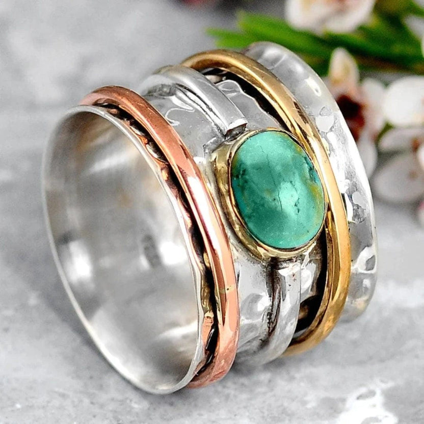 Anillo vintage elegante de turquesa