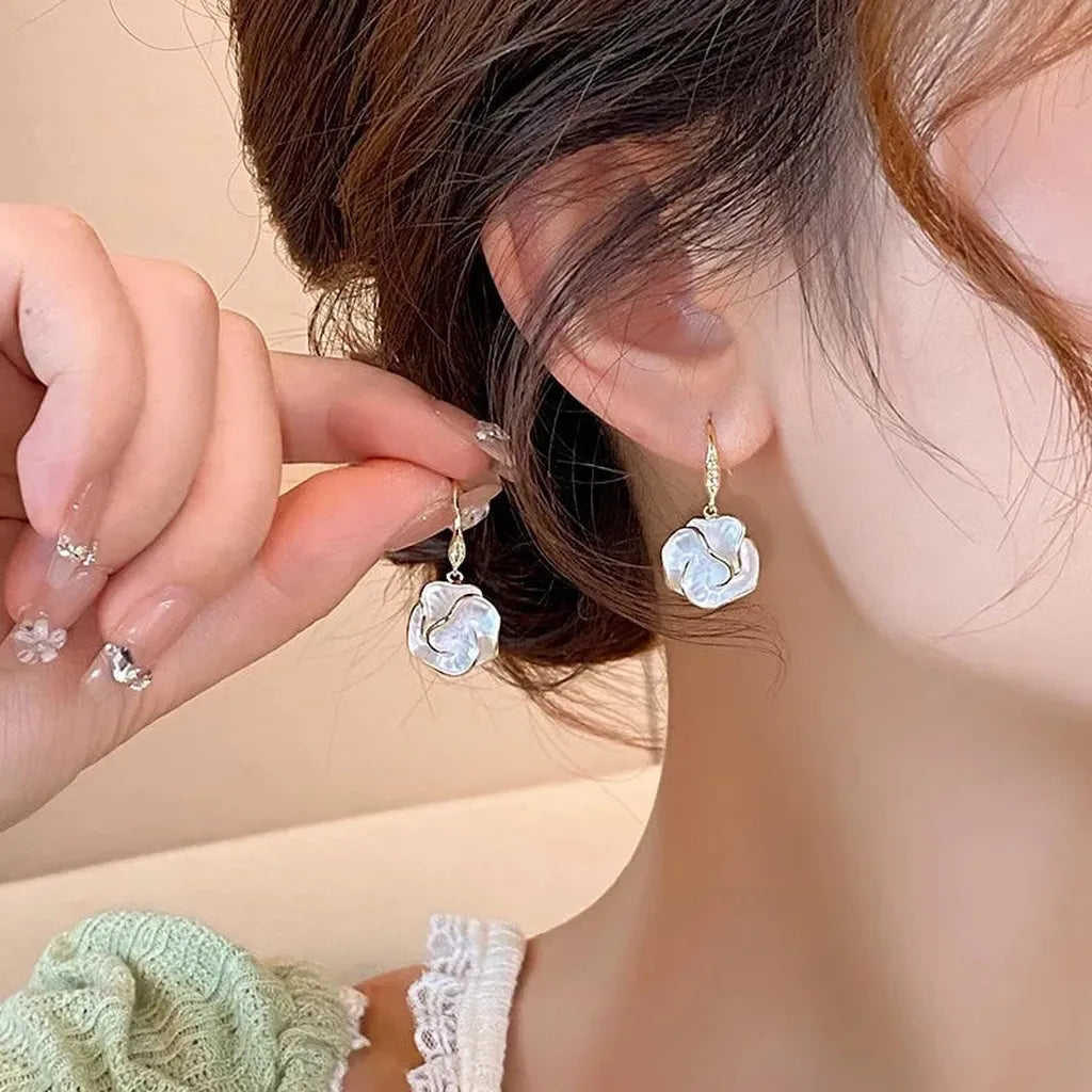 Pendientes espiral blancos – imagen 2