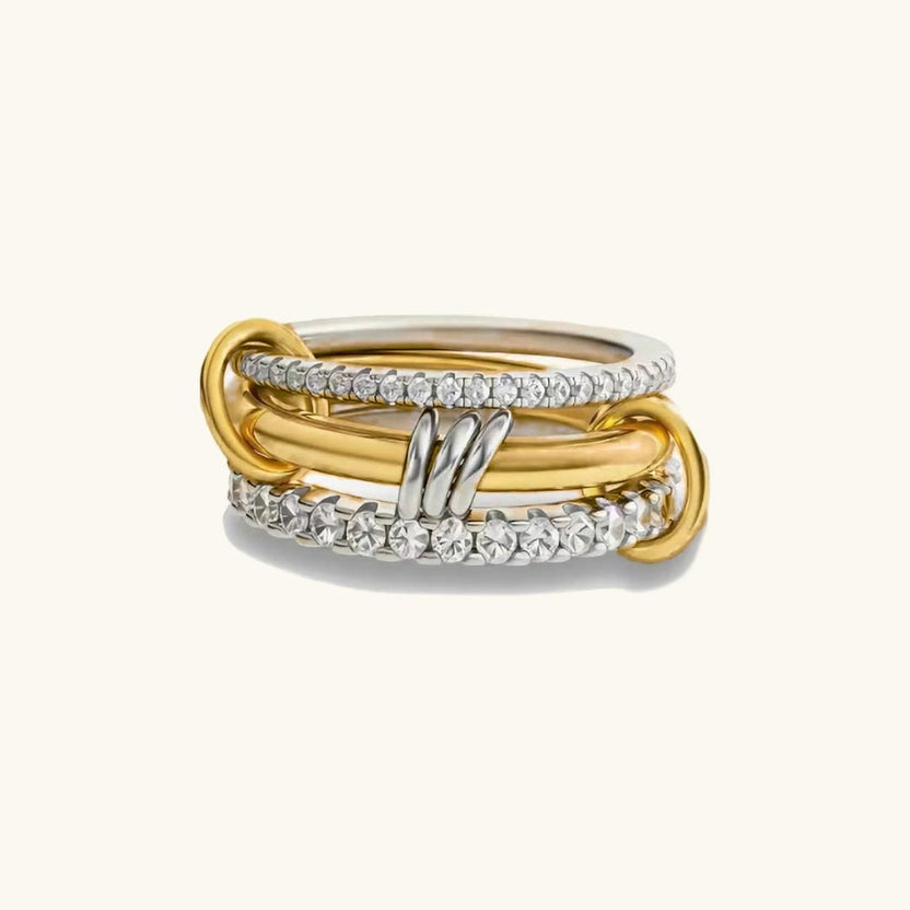 Anillo majestuoso de cristales apilados
