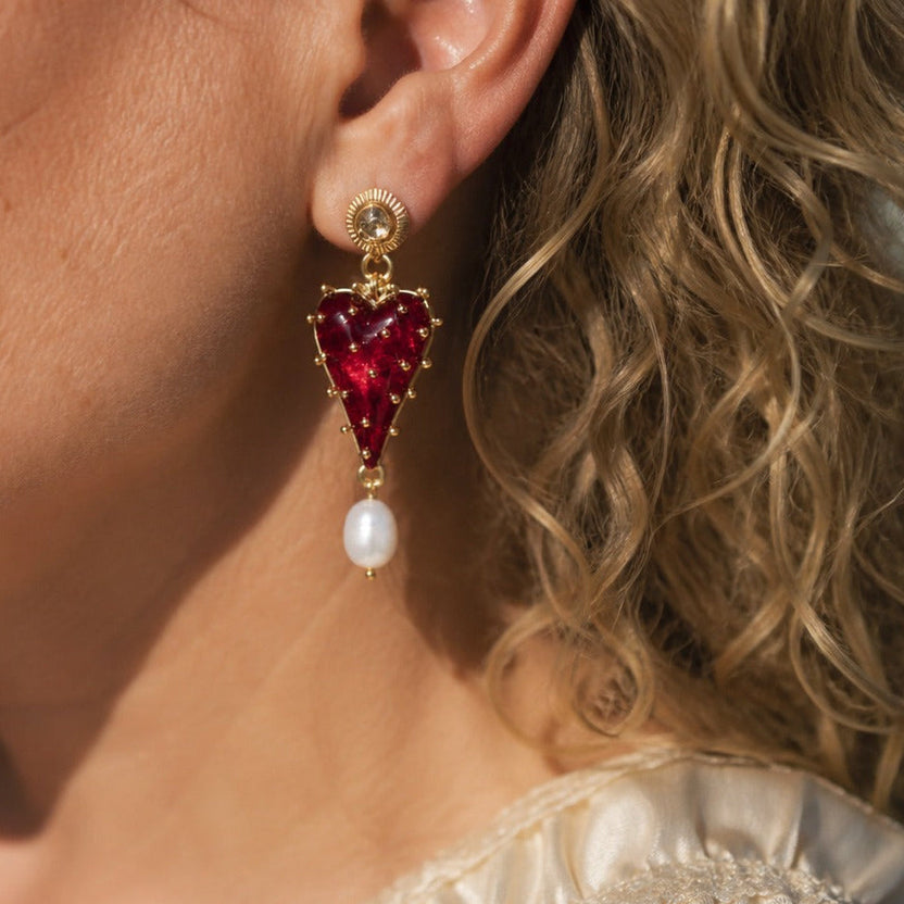 Pendientes Couture de corazón con perla