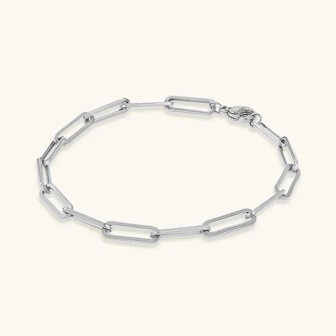 Pulsera dorada elegante de eslabón tipo clip – imagen 2