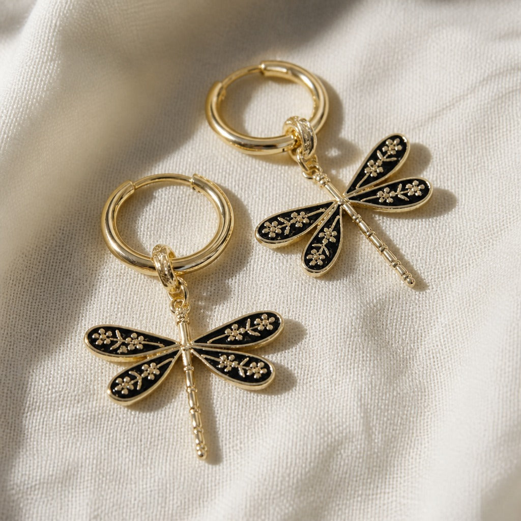 Pendientes tallados florales con forma de libélula – imagen 2