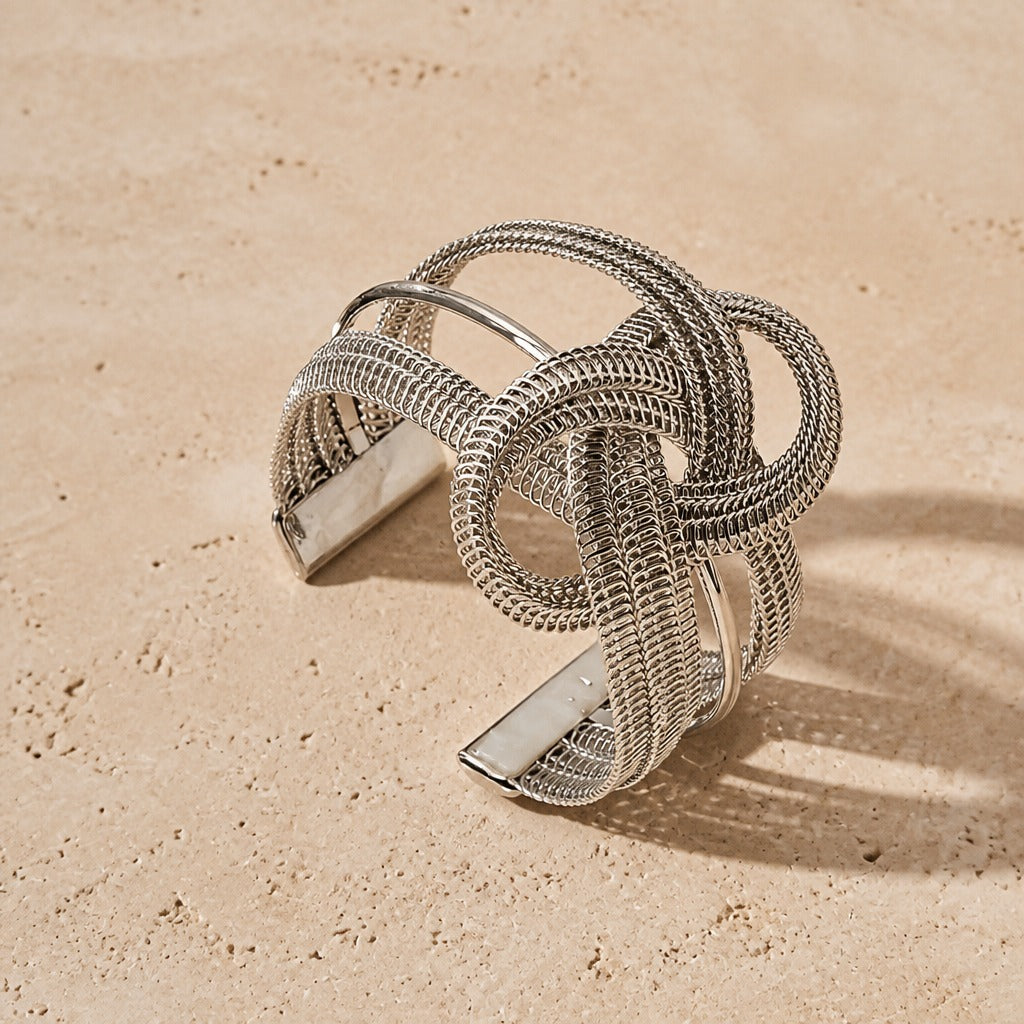Brazalete abierto geométrico hueco – imagen 3
