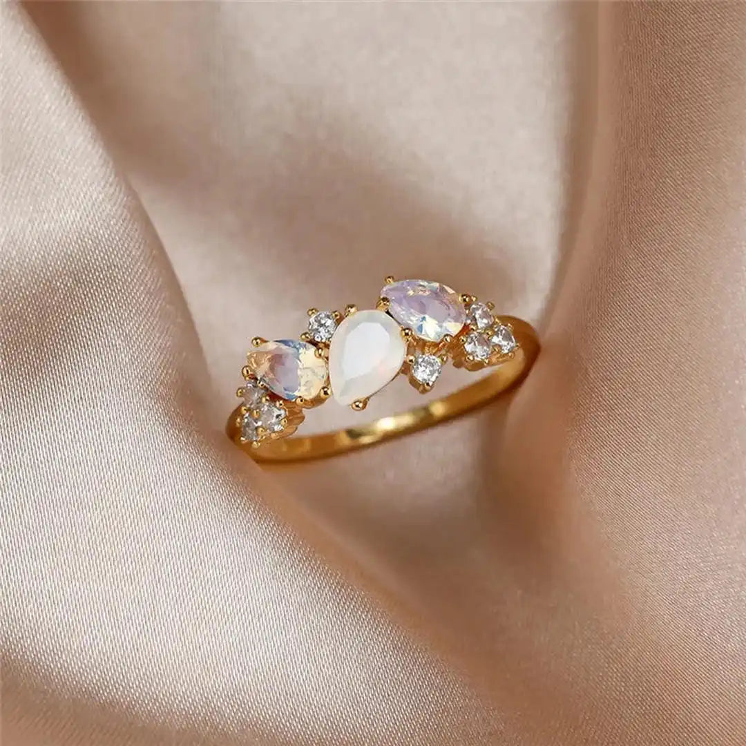 Anillo vintage de piedra de luna dorada – imagen 2
