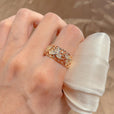 Anillo floral lujoso de circonita – imagen 3
