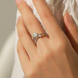 Anillo de circonita en oro blanco con cielo estrellado – imagen 2