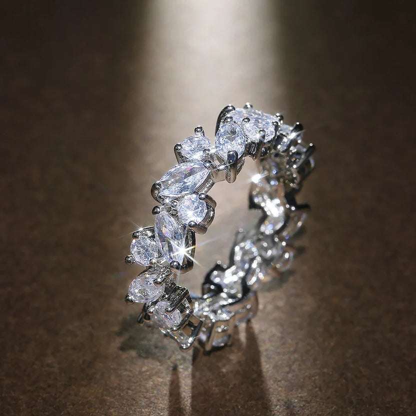 Anillo Graceful Promise de circonita cúbica