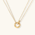 Collar deslumbrante con detalle de anillo