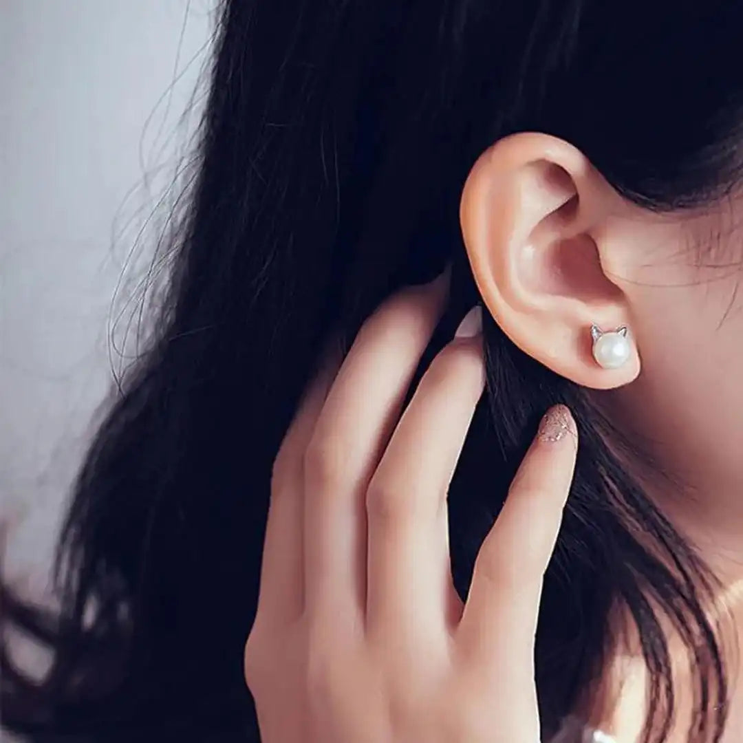 Pendientes de plata de ley con gato y perla – imagen 2