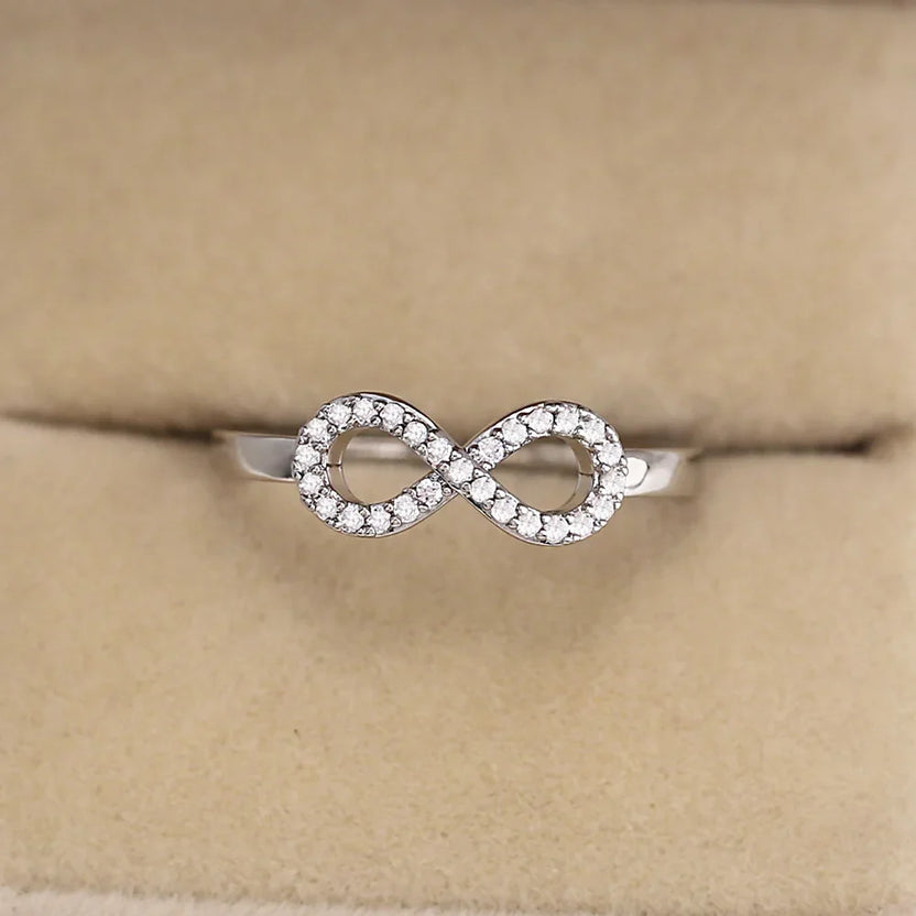 Anillo infinito clásico Ethereal