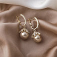 Pendientes elegantes de perla Malia – imagen 3