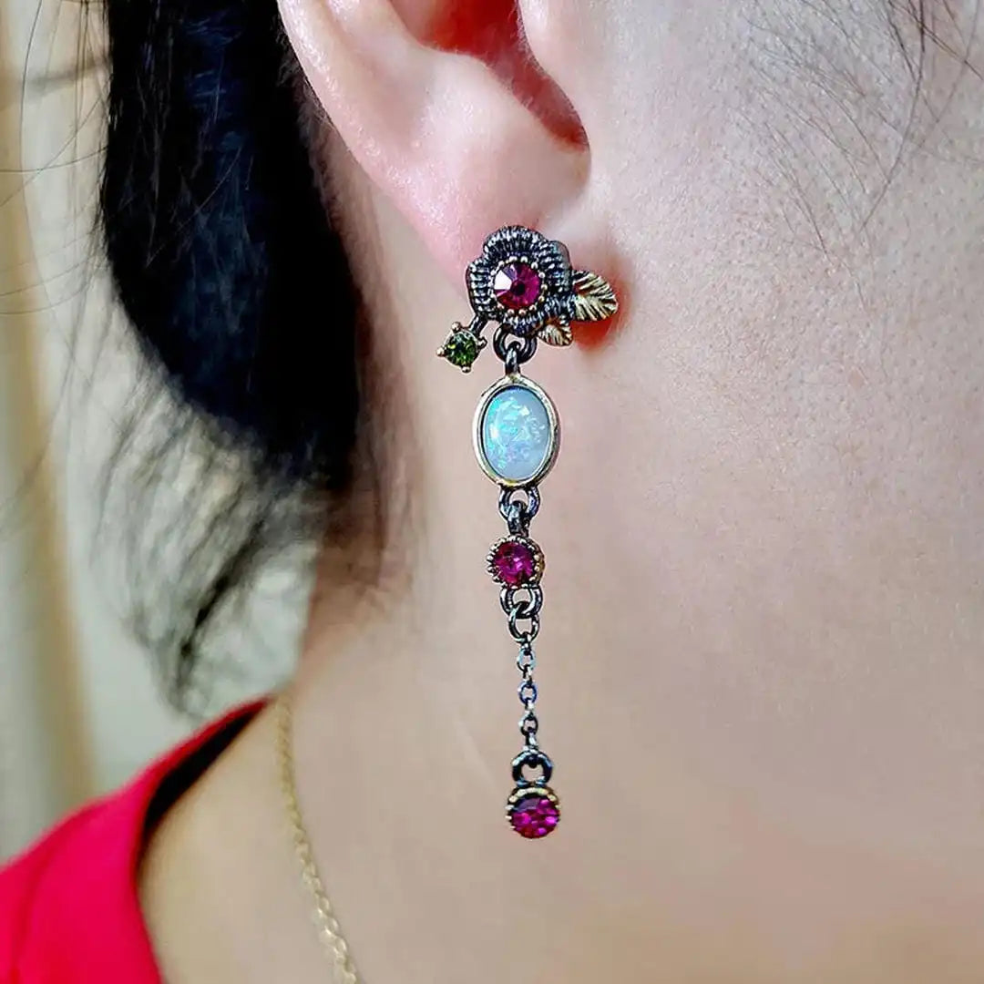 Pendientes boho con ópalo y circonita roja – imagen 2