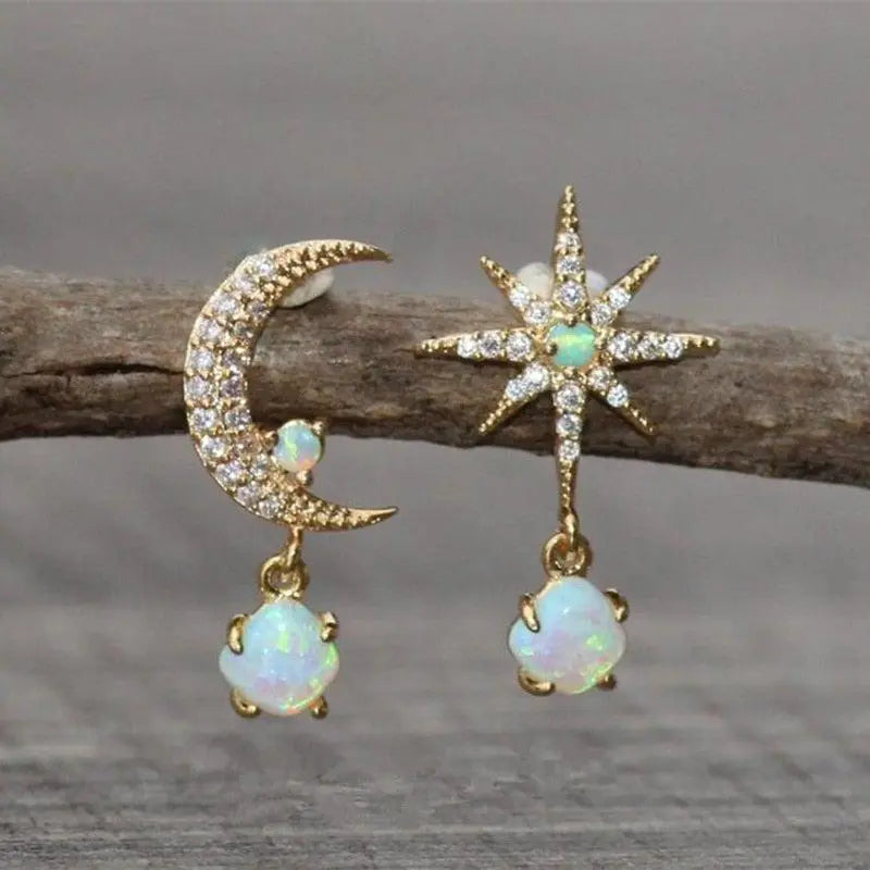 Pendientes dorados de ópalo celestial