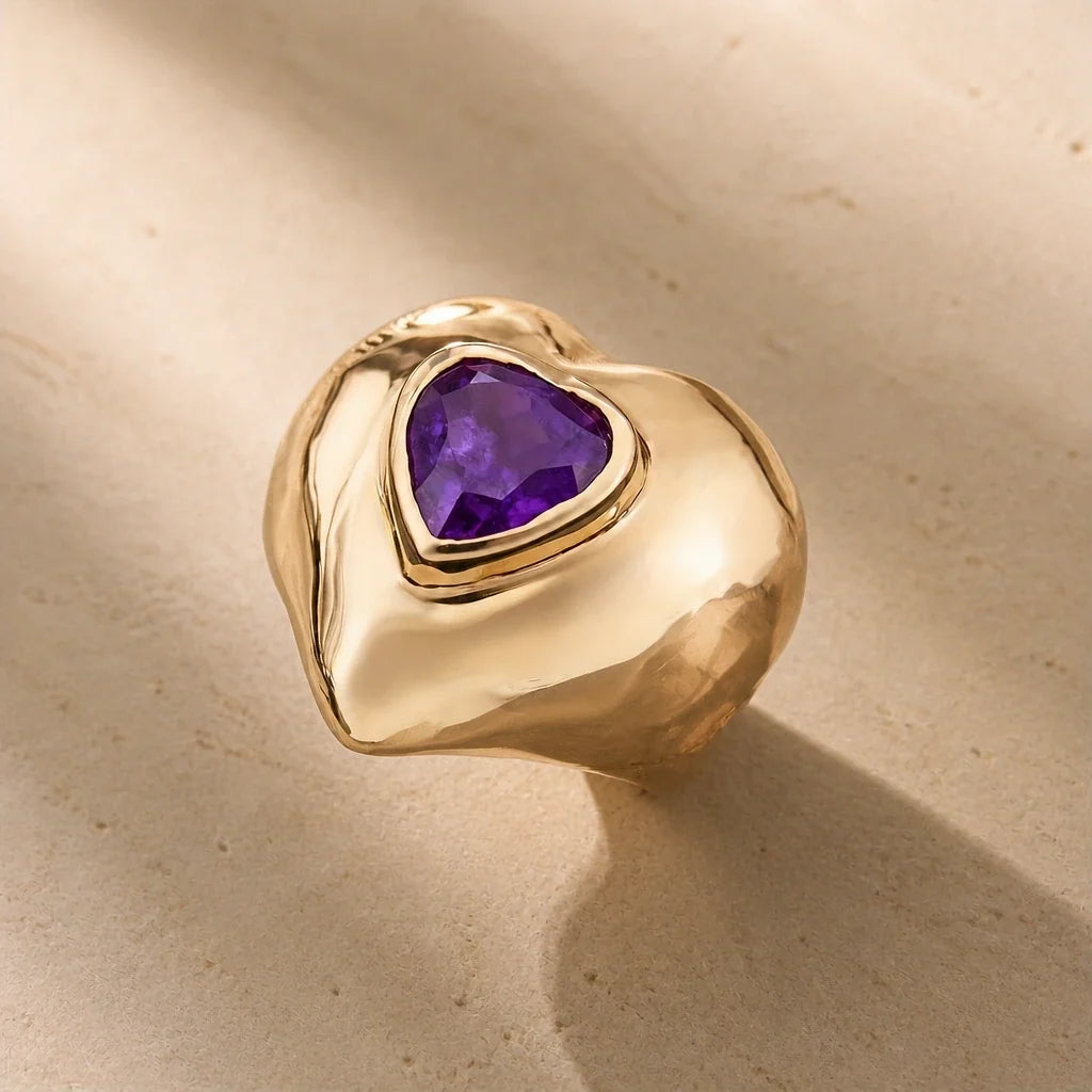 Anillo cóctel dorado en forma de corazón – imagen 2