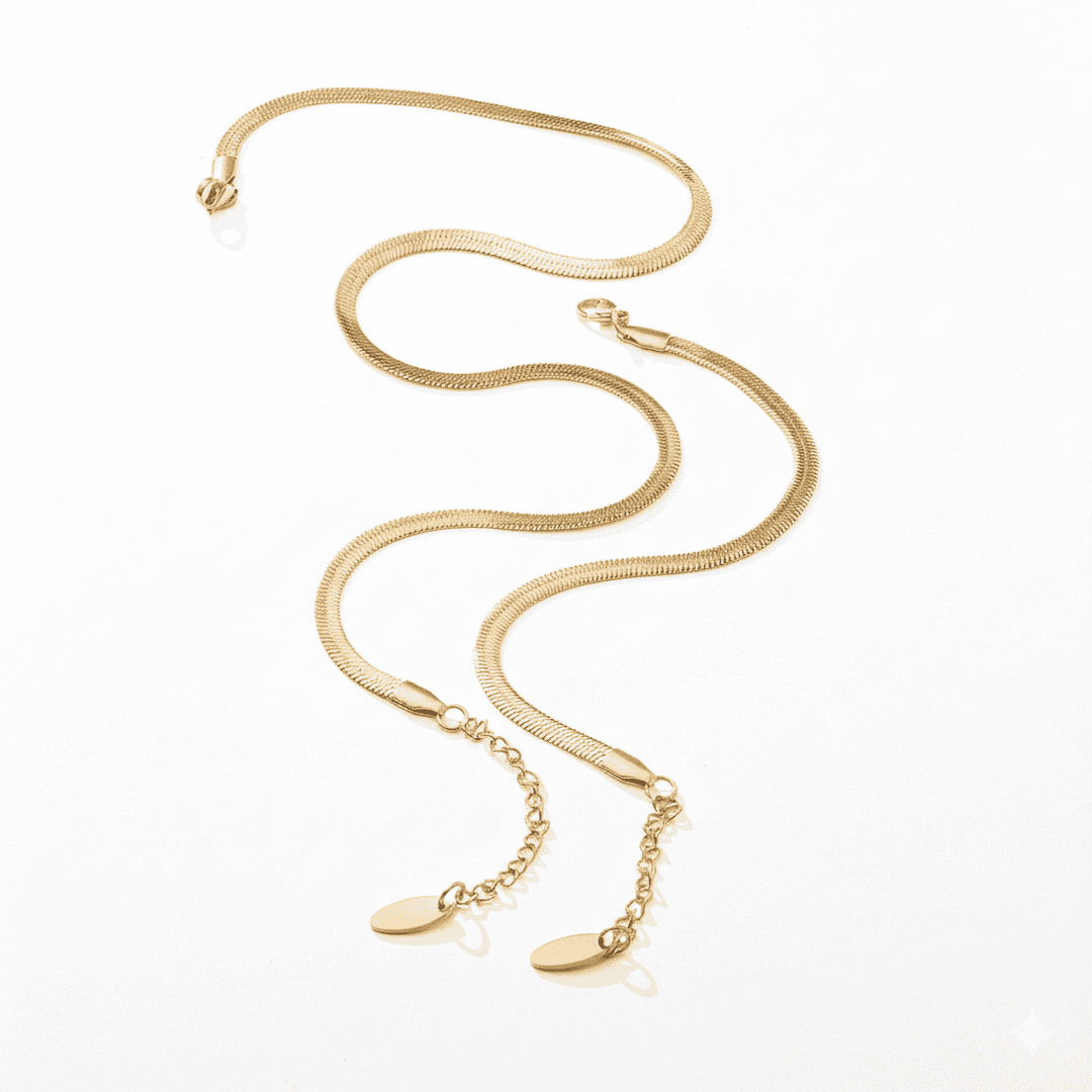 Conjunto de cadenas doradas en espiga — Carmen, Lucía & Rocío