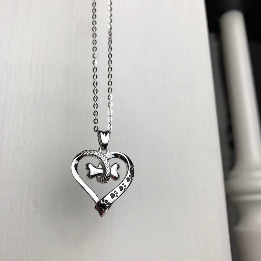 Collar corazón con huella de perro en acero inoxidable