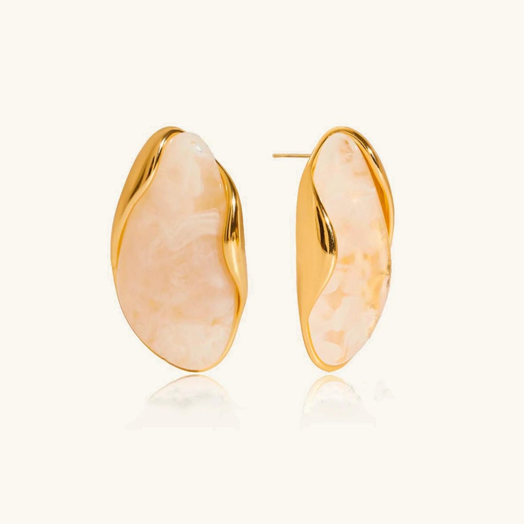 Pendientes pulidos atemporales con gemas – imagen 4