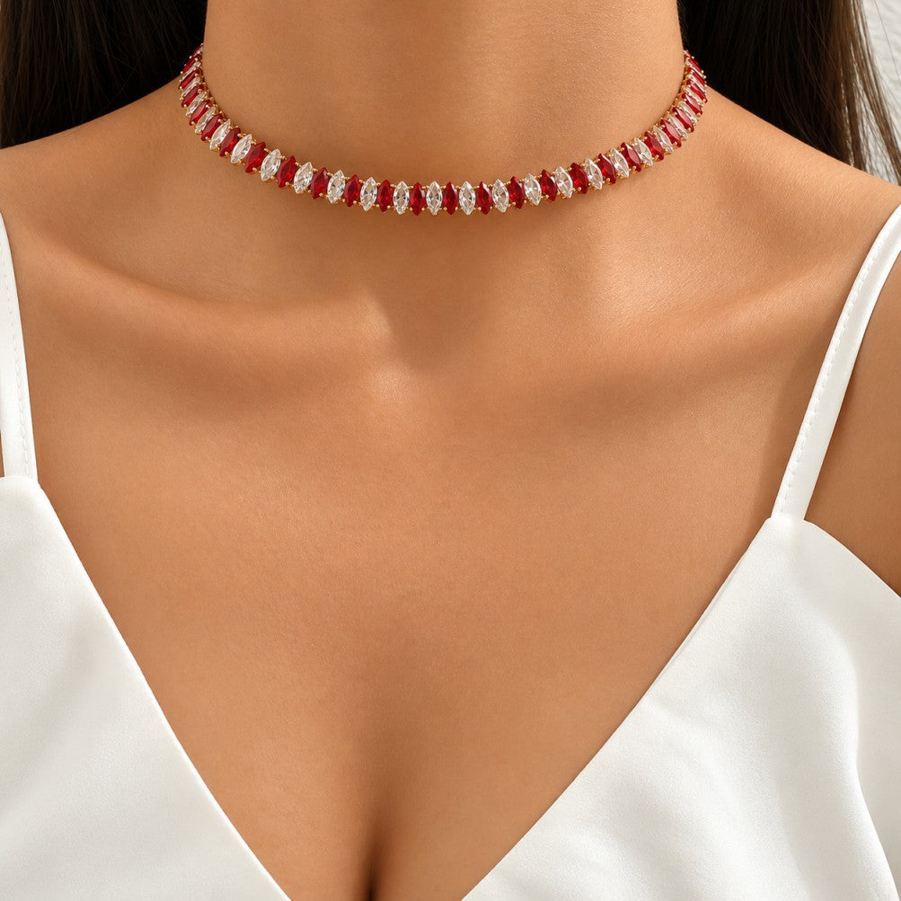 Collar de cadena entrelazada con estilo — Carmen, Lucía & Rocío