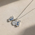 Collar con colgante medallón de mariposa Love – imagen 2