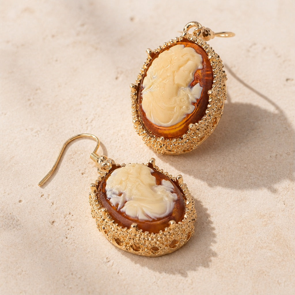 Pendientes camafeo minimalistas en relieve – imagen 2