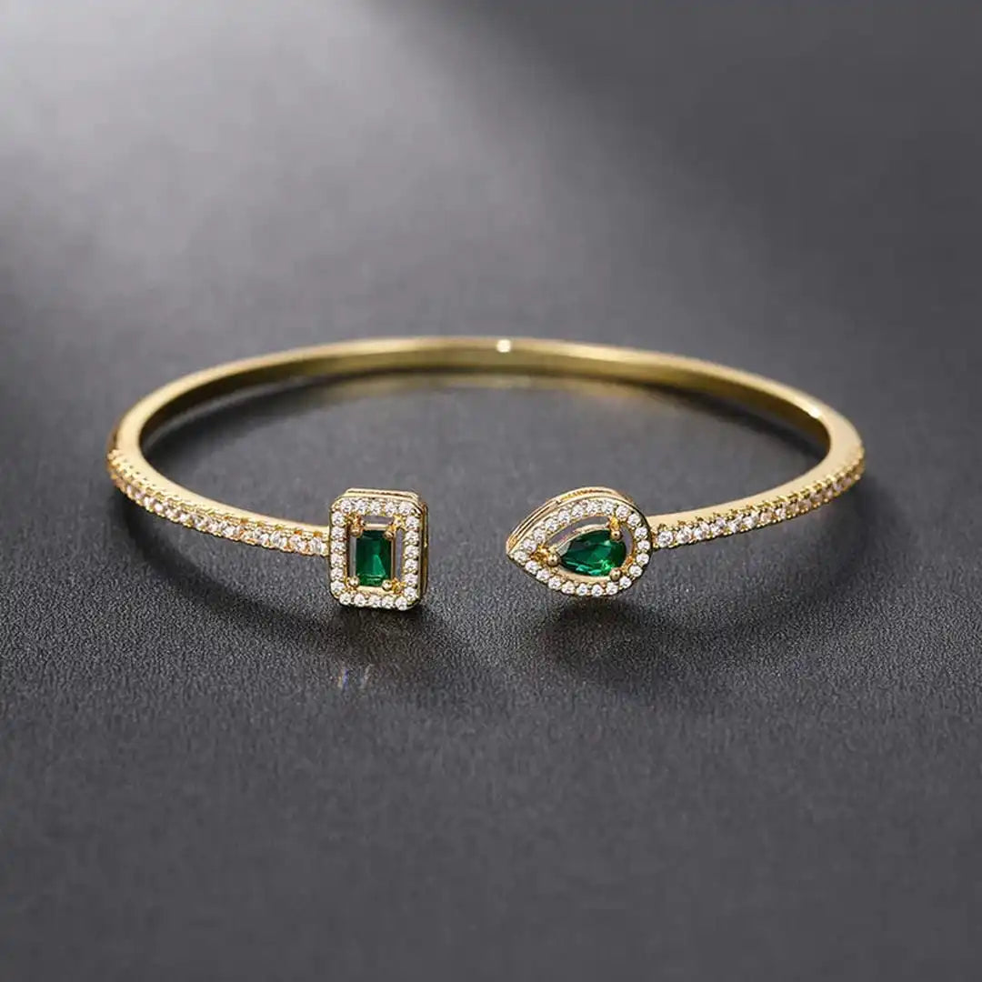 Pulsera abierta esmeralda elegante