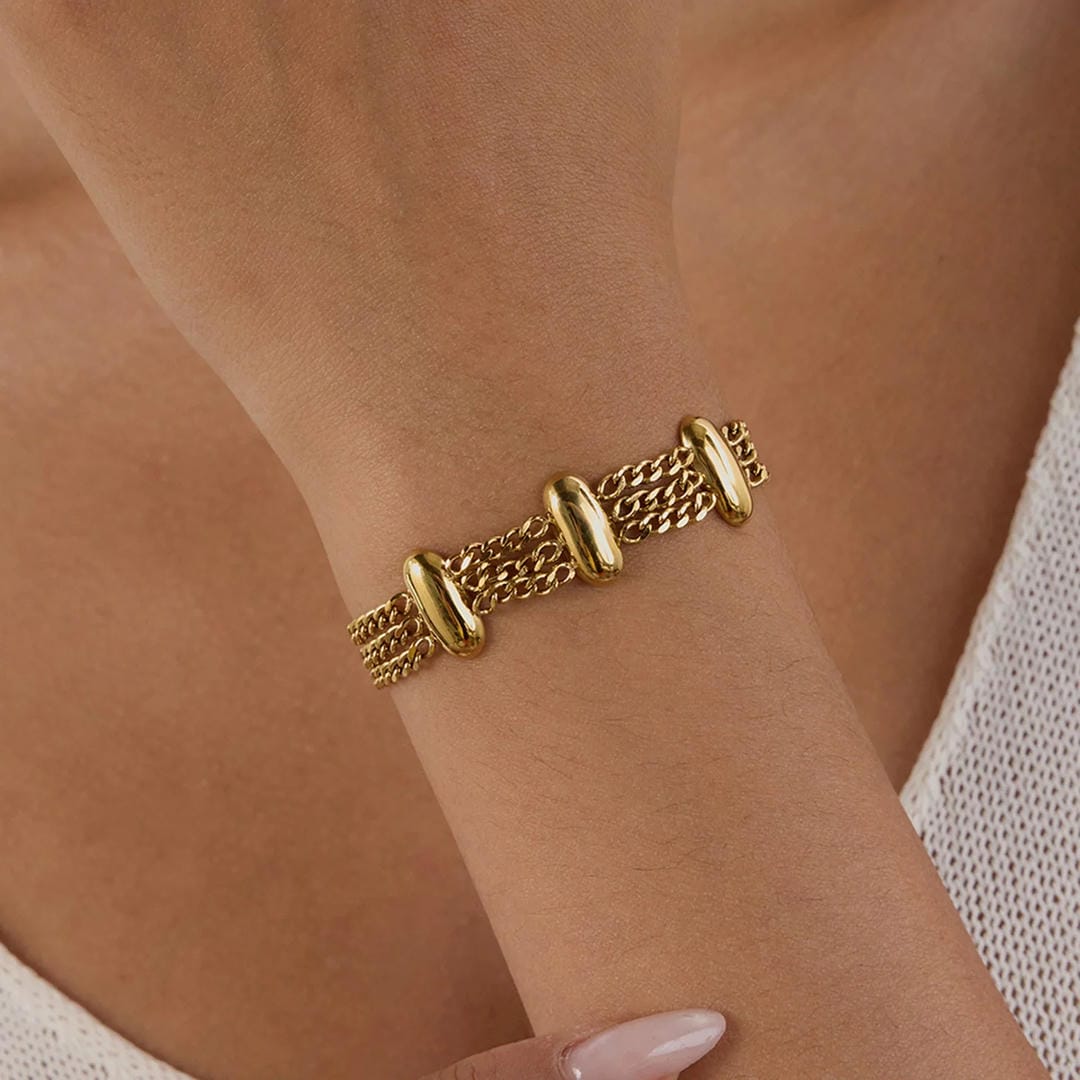 Pulsera elegante de cadena dorada en capas – imagen 5