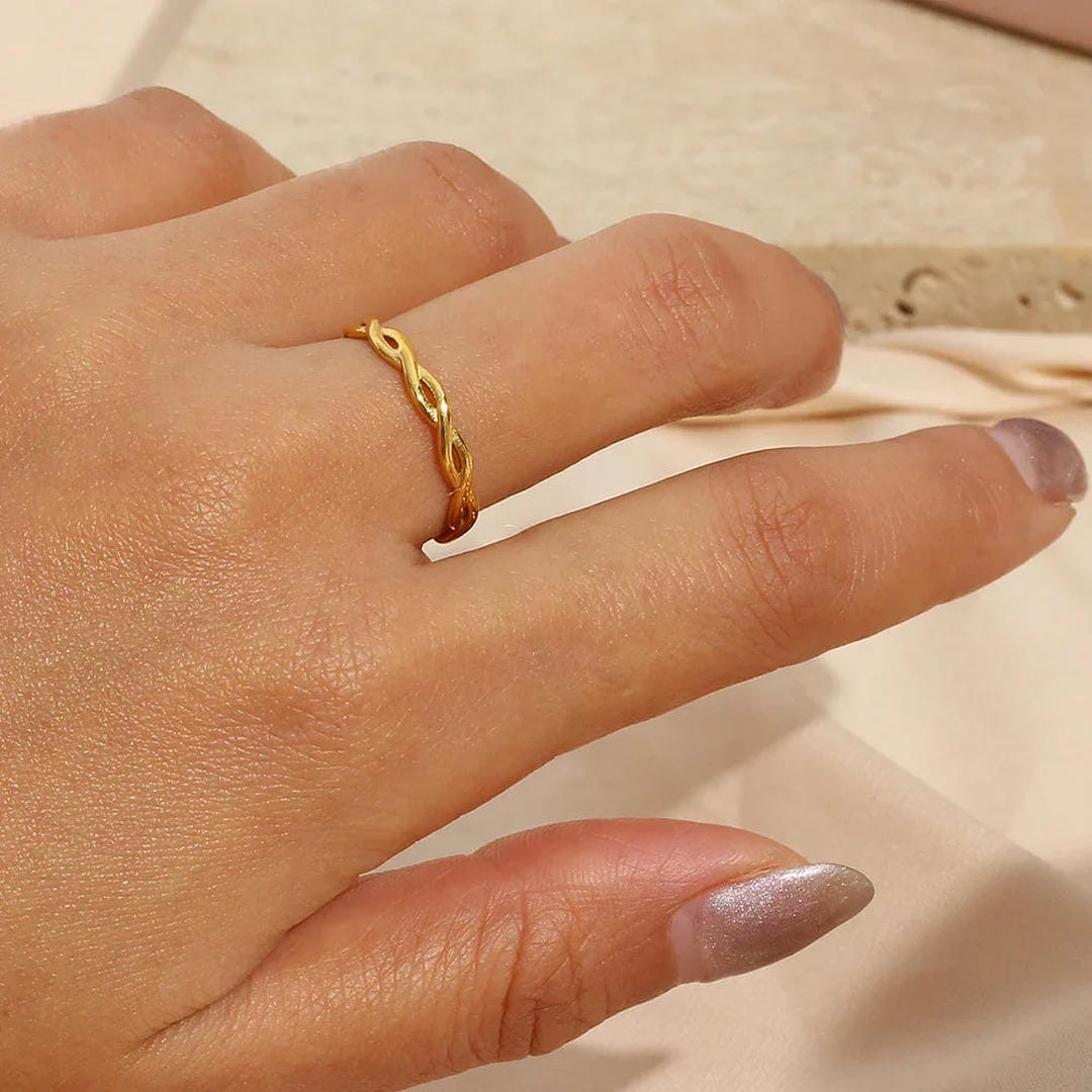 Anillo de oro vintage retorcido – imagen 3